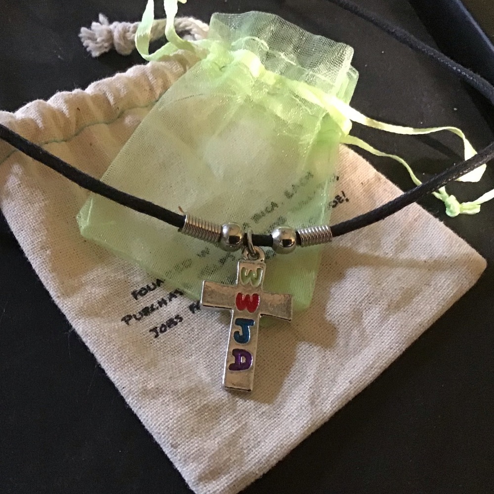 🆕AUCTION PRICE 👩🏻‍⚖️Unisex WWJD Necklace